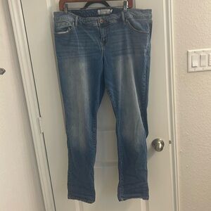 Torrid Light Wash Boyfriend Jeans